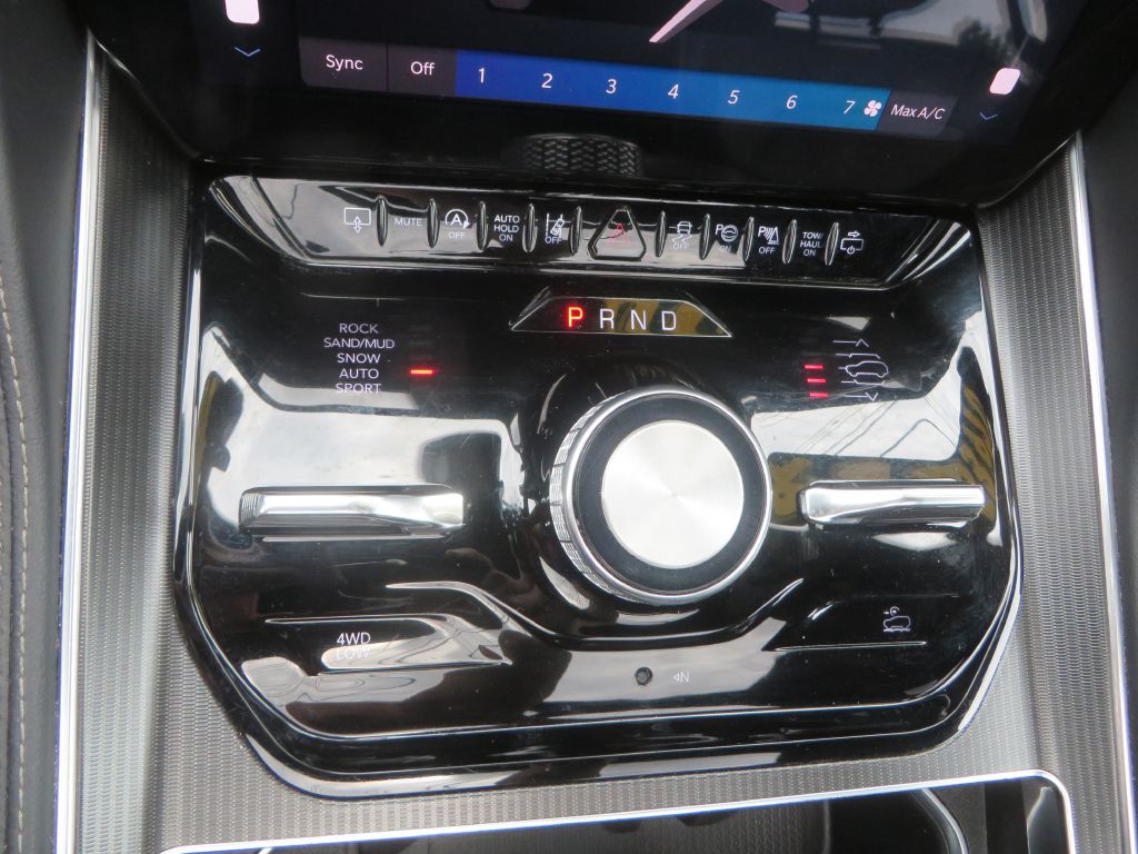 2024 Jeep Grand Cherokee Image 19
