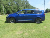 Image for 2018 Chrysler Pacifica Limited ID: 7427572