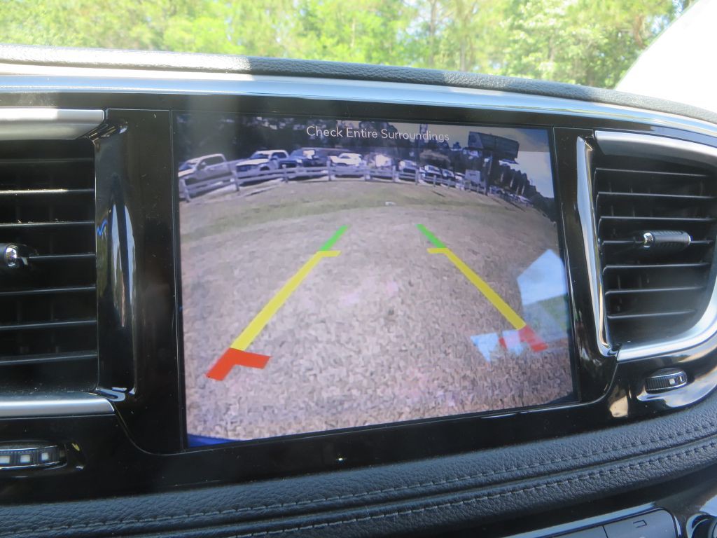 2018 Chrysler Pacifica Image 21