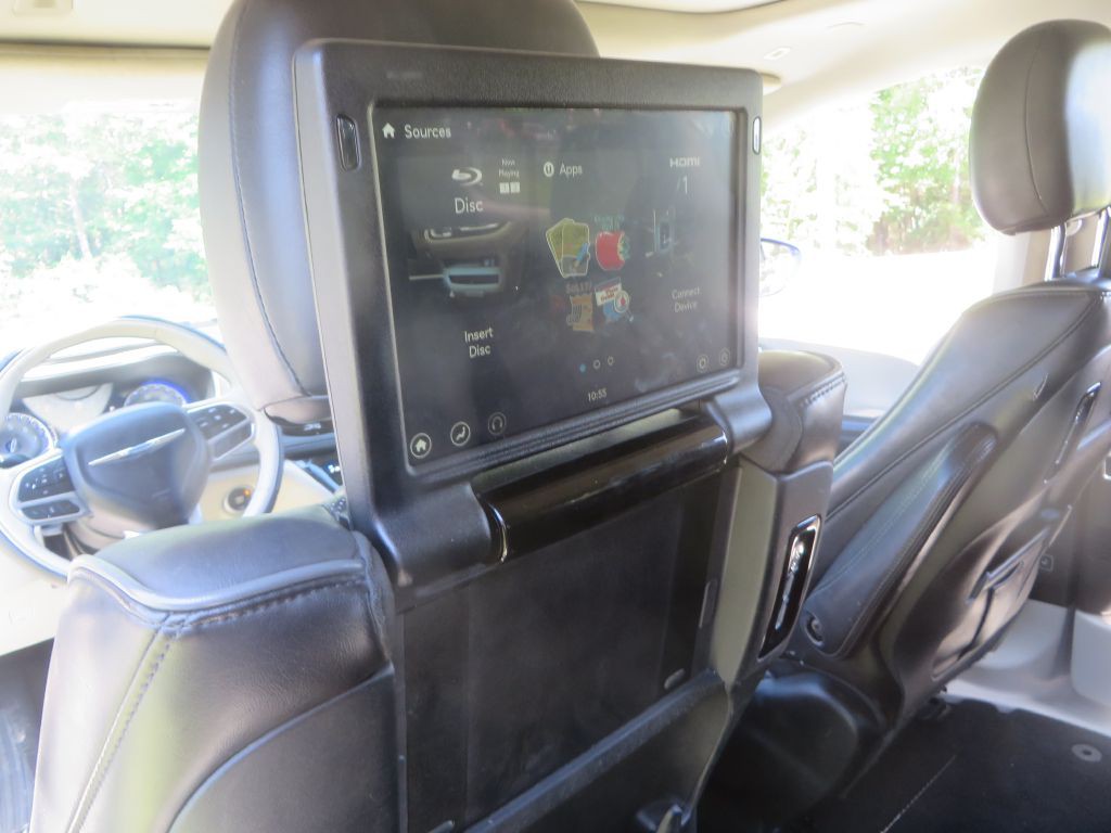 2018 Chrysler Pacifica Image 26