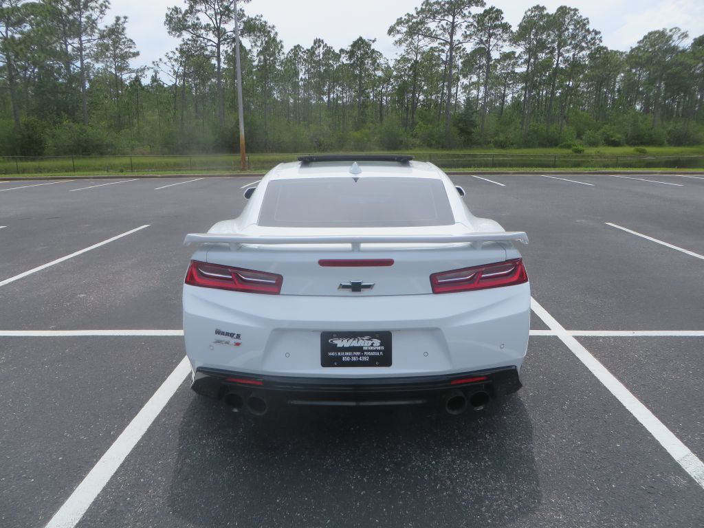 2018 Chevrolet Camaro Image 7