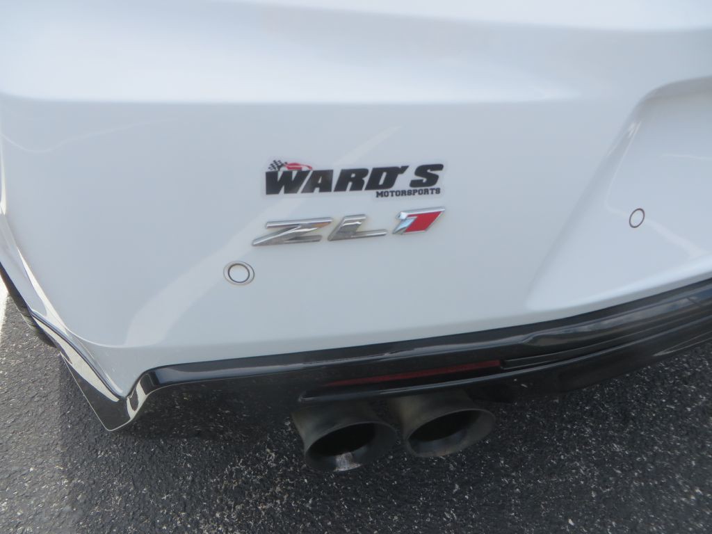 2018 Chevrolet Camaro Image 9