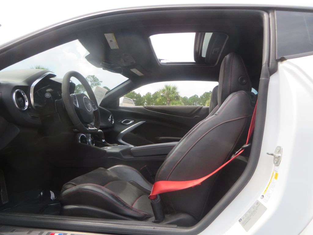 2018 Chevrolet Camaro Image 10