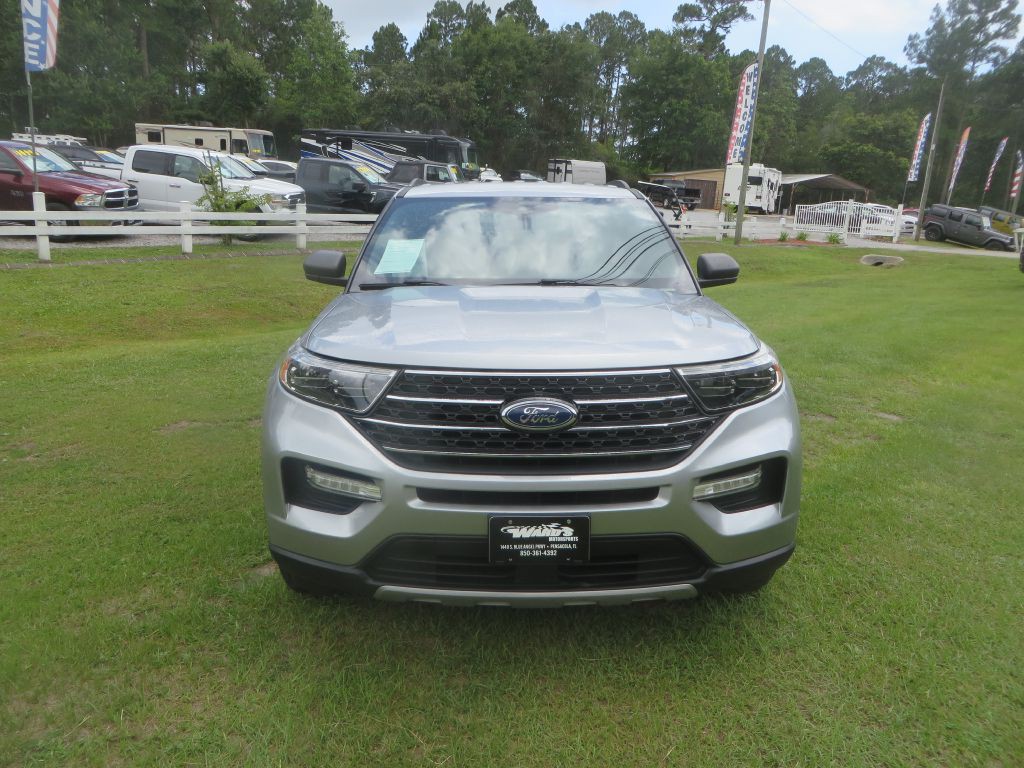 2020 Ford Explorer Image 3