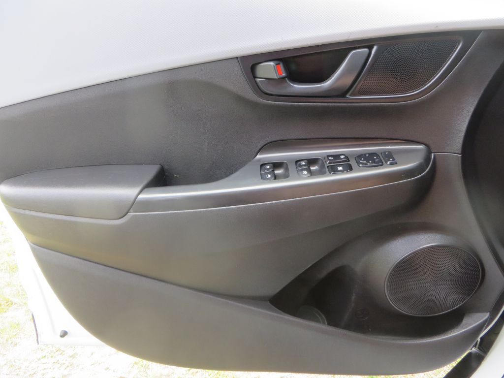 2020 Hyundai Kona Image 21