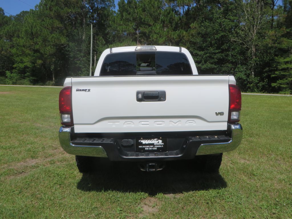2019 Toyota Tacoma Image 7