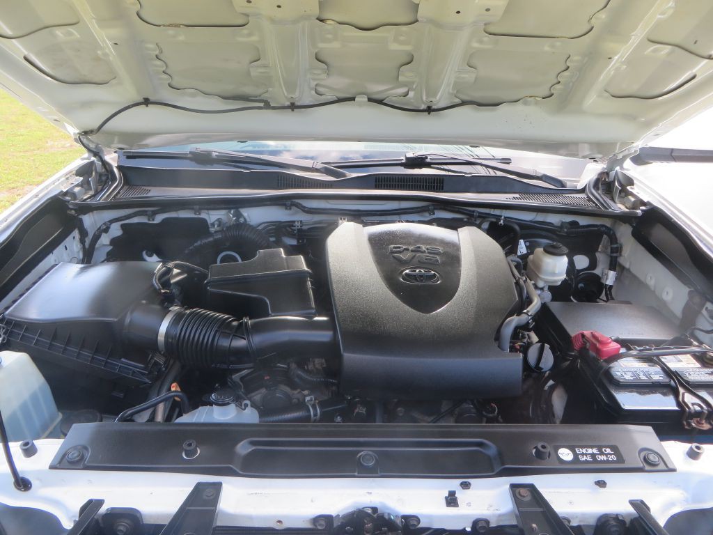 2019 Toyota Tacoma Image 23