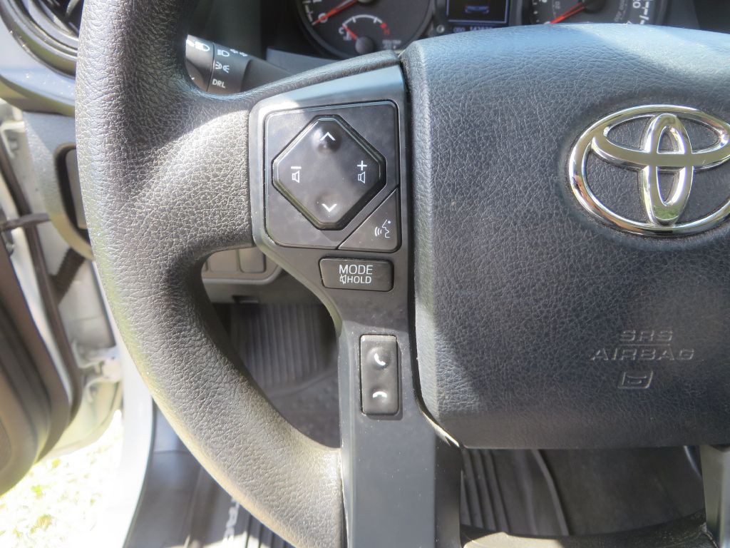 2020 Toyota Tacoma Image 16