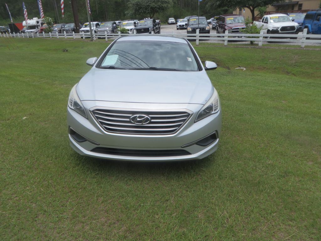 2016 Hyundai Sonata Image 3