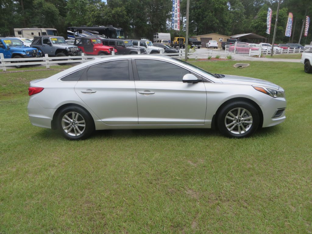 2016 Hyundai Sonata Image 5