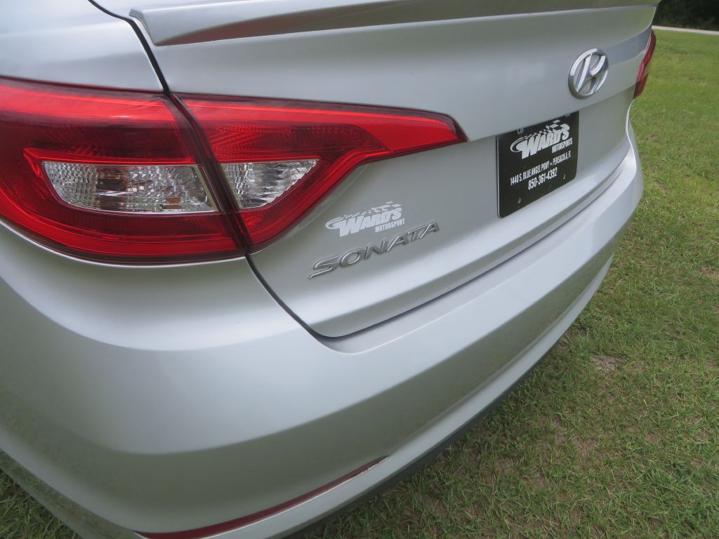 2016 Hyundai Sonata Image 9