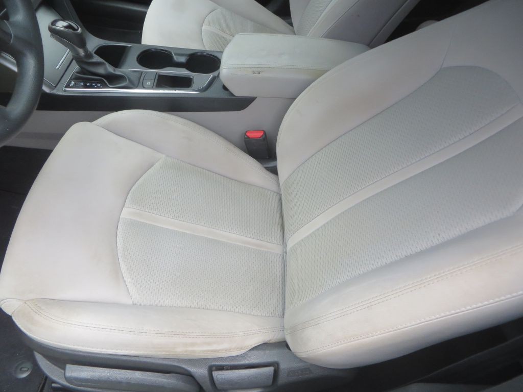 2016 Hyundai Sonata Image 22
