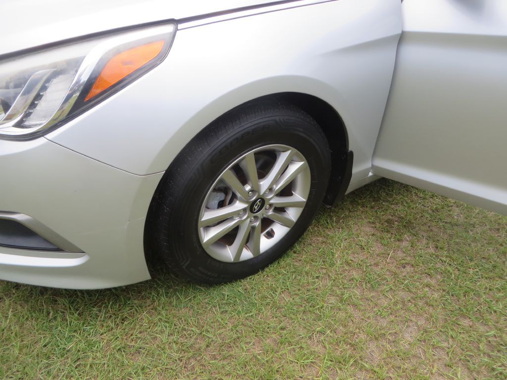 2016 Hyundai Sonata Image 25