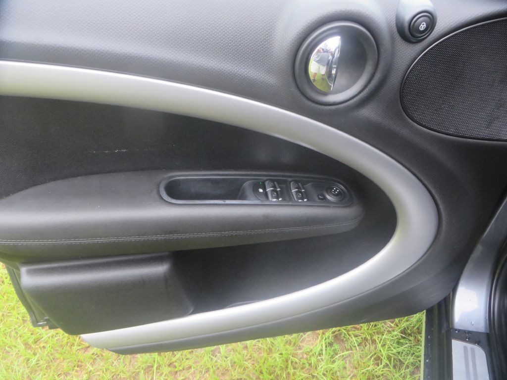 2016 MINI Cooper Image 12