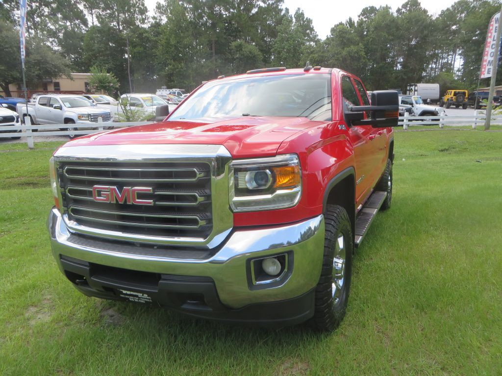2019 GMC Sierra Image 2