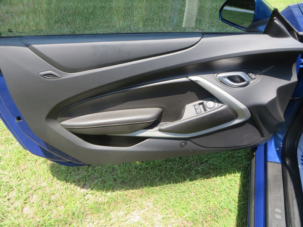 2022 Chevrolet Camaro Image 10
