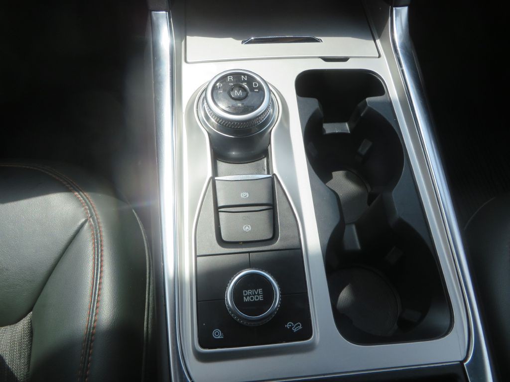 2022 Ford Explorer Image 21