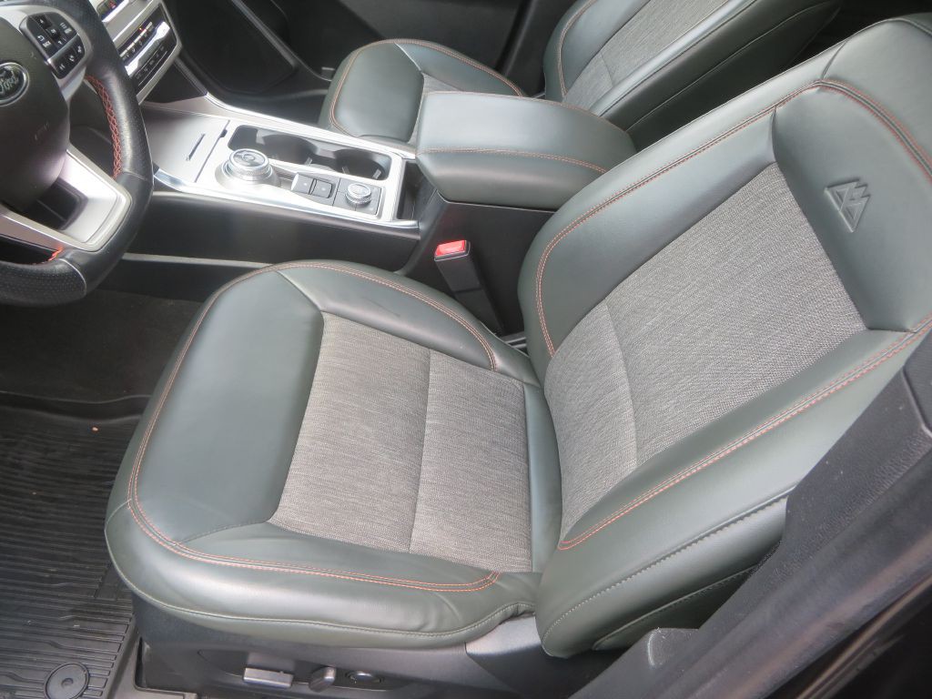 2022 Ford Explorer Image 27