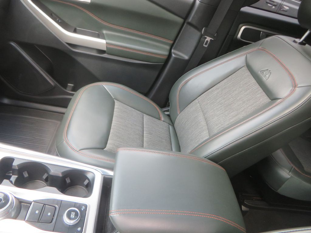 2022 Ford Explorer Image 28