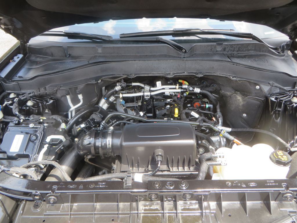 2022 Ford Explorer Image 33