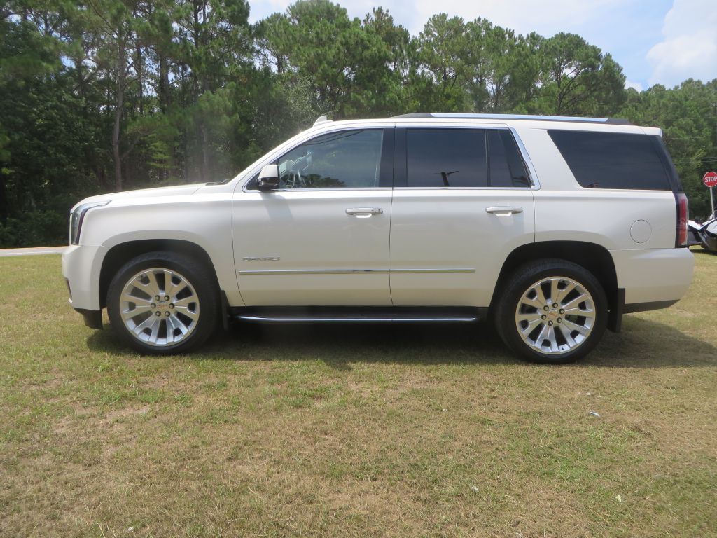 2015 GMC Yukon Image 1