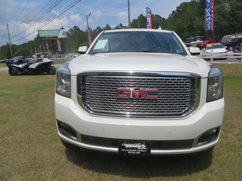 2015 GMC Yukon Image 3