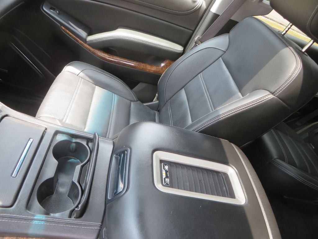 2015 GMC Yukon Image 25