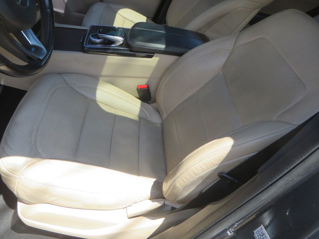 2016 Mercedes-Benz GLE-Class Image 23