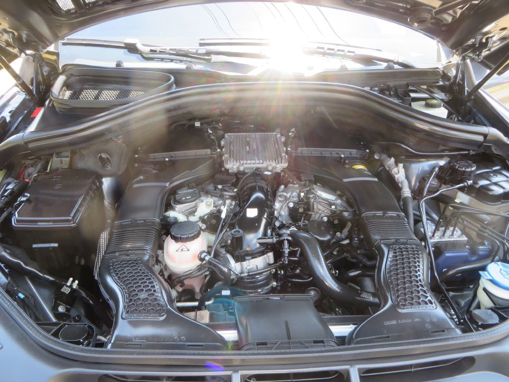 2016 Mercedes-Benz GLE-Class Image 30