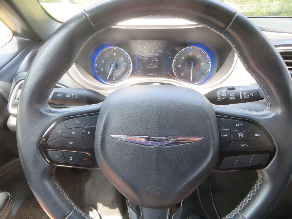 2018 Chrysler Pacifica Image 12