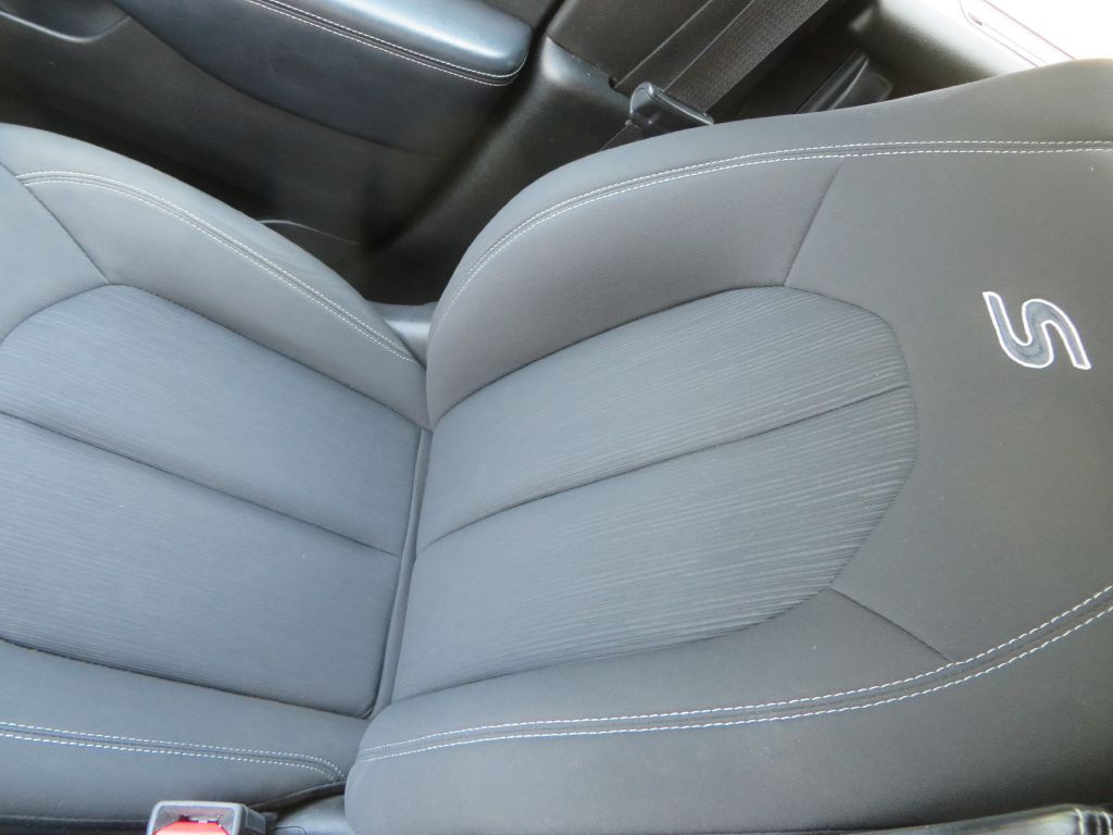 2018 Chrysler Pacifica Image 17
