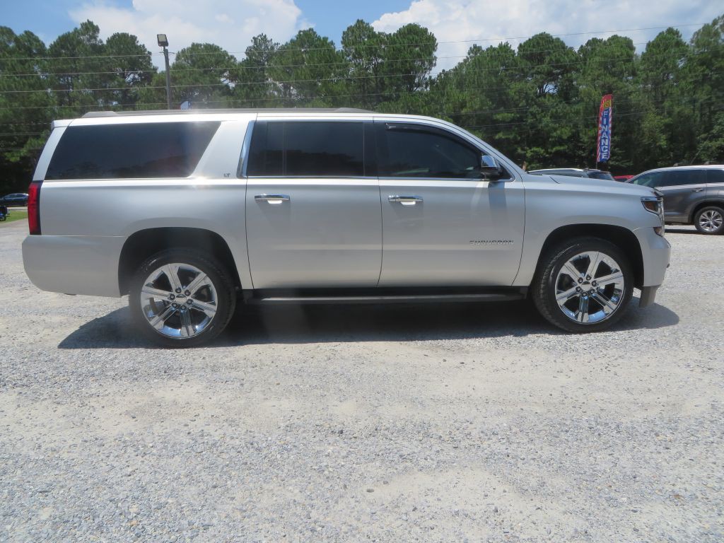 2018 Chevrolet Suburban Image 5