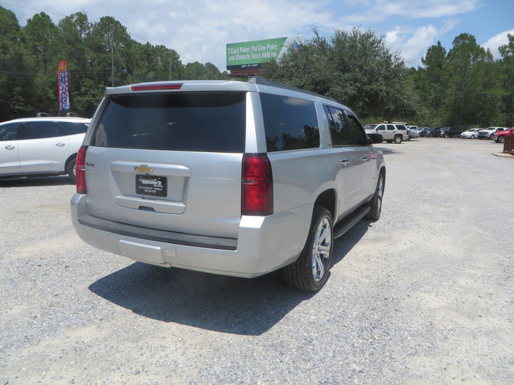 2018 Chevrolet Suburban Image 6