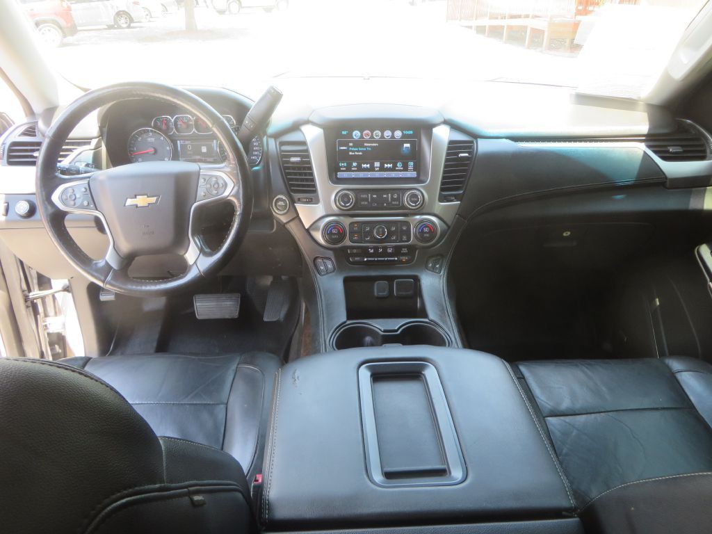 2018 Chevrolet Suburban Image 14