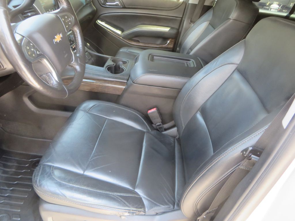 2018 Chevrolet Suburban Image 25