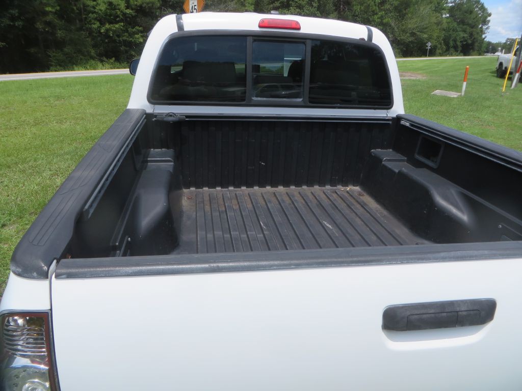 2011 Toyota Tacoma Image 11