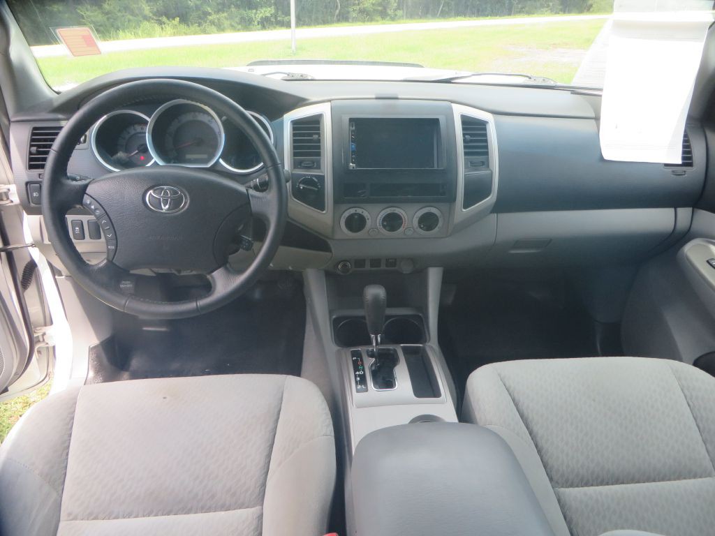 2011 Toyota Tacoma Image 15