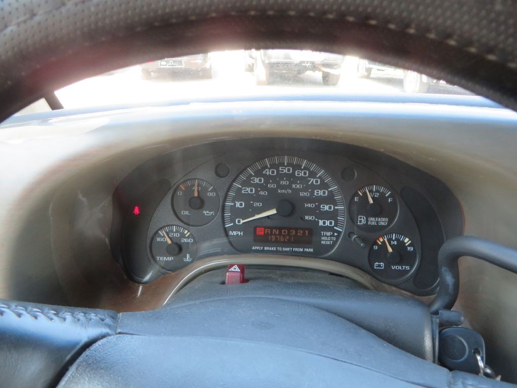 2002 GMC Savana Image 13
