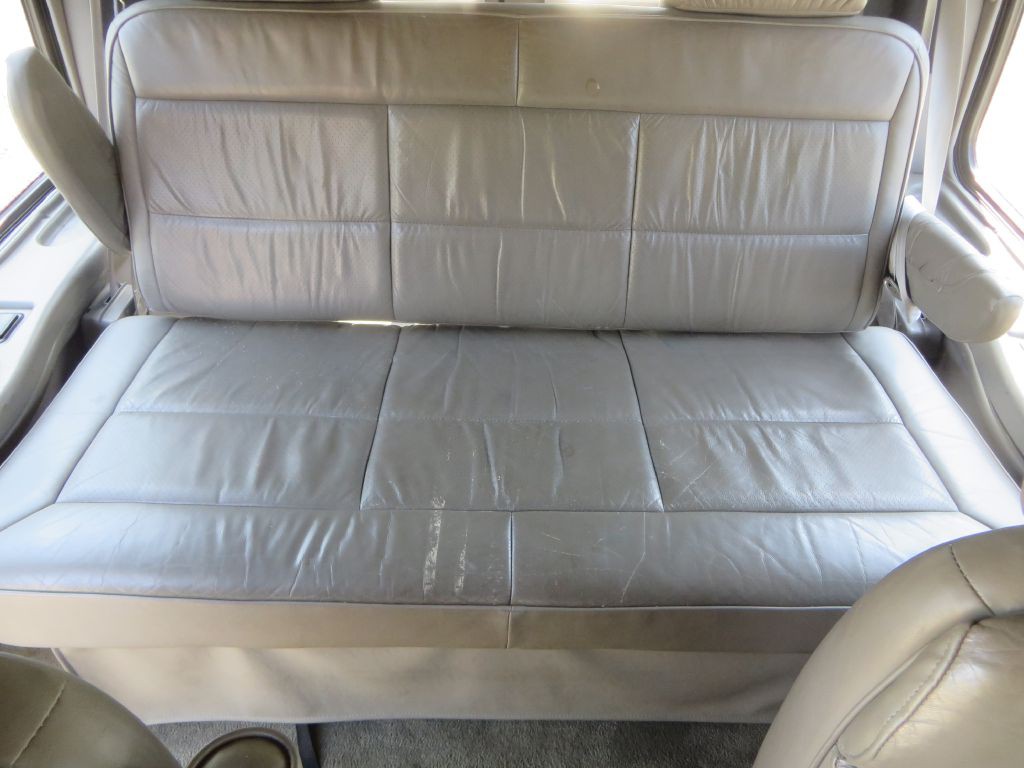 2002 GMC Savana Image 22