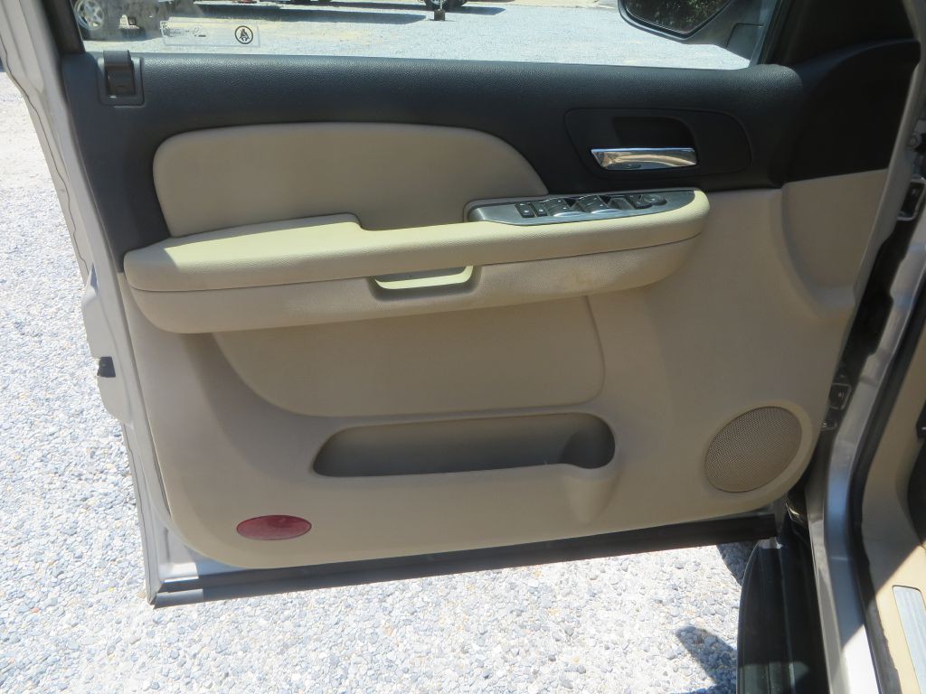 2007 Chevrolet Tahoe Image 11