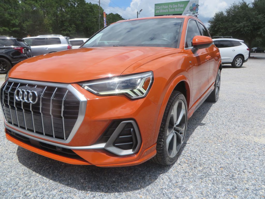 2021 Audi Q3 Image 2