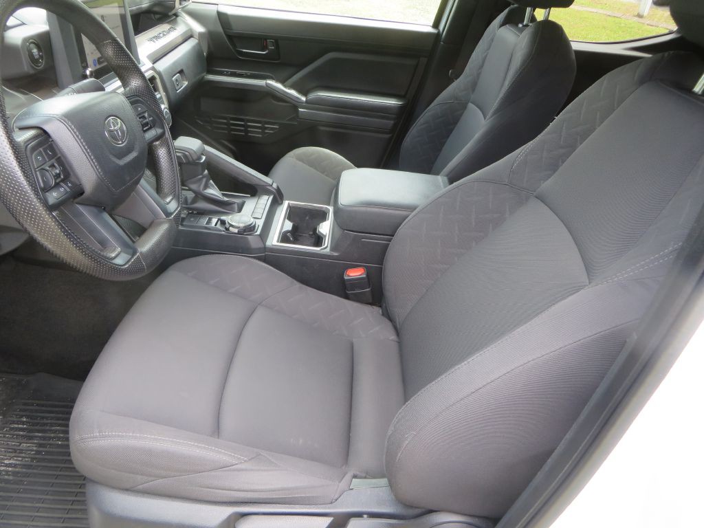 2024 Toyota Tacoma Image 22