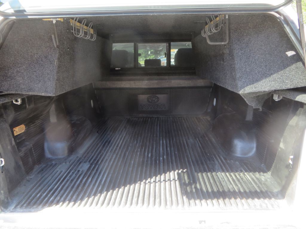 2018 Toyota Tundra Image 9