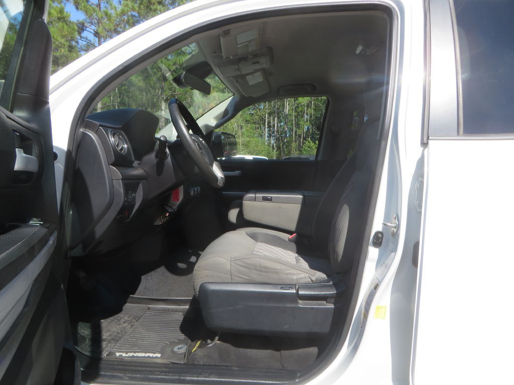 2018 Toyota Tundra Image 12