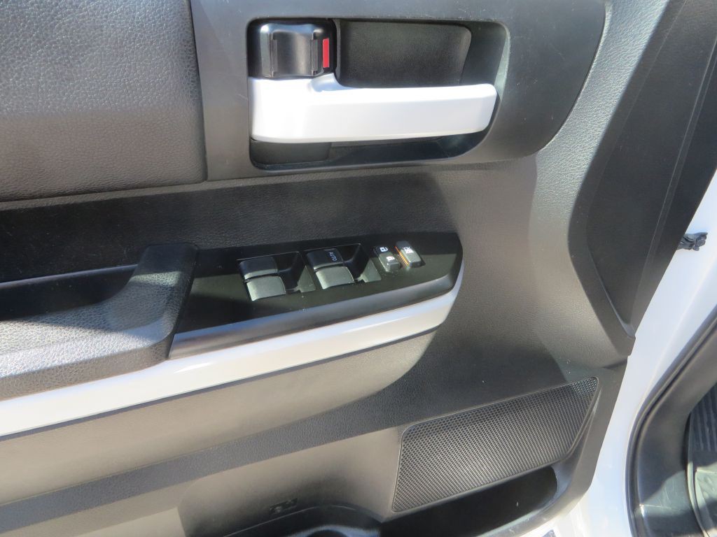 2018 Toyota Tundra Image 14