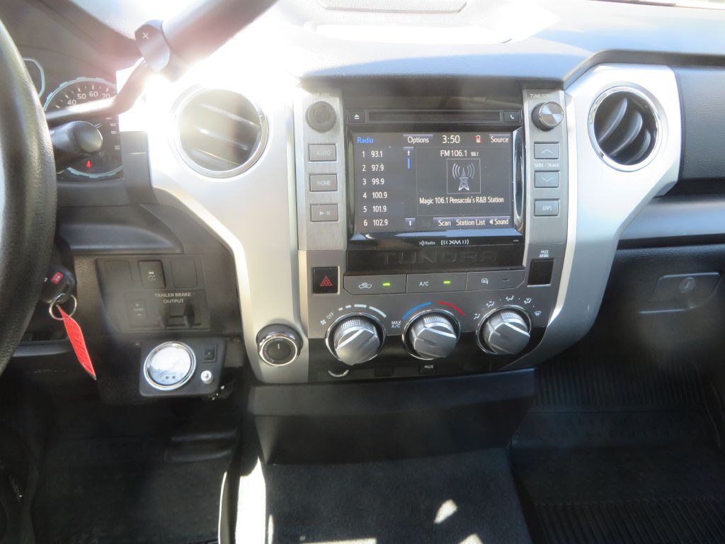 2018 Toyota Tundra Image 21