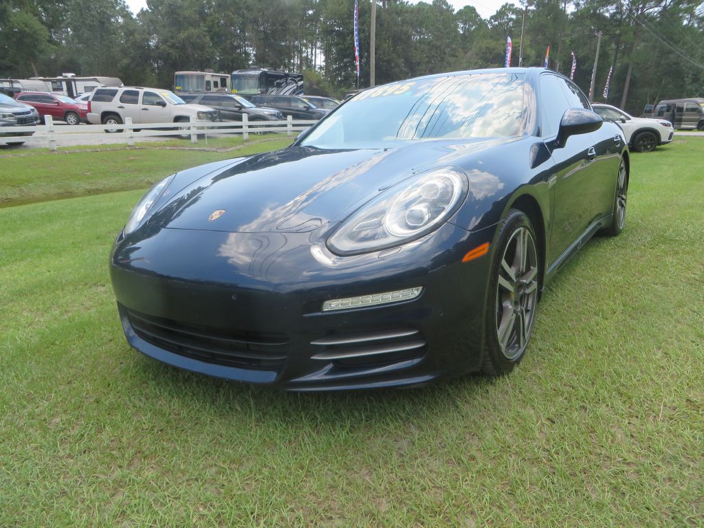 2015 Porsche Panamera Image 2