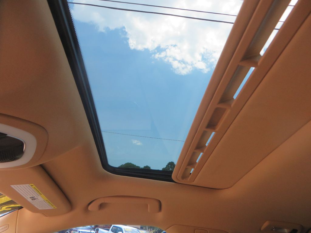2015 Porsche Panamera Image 22