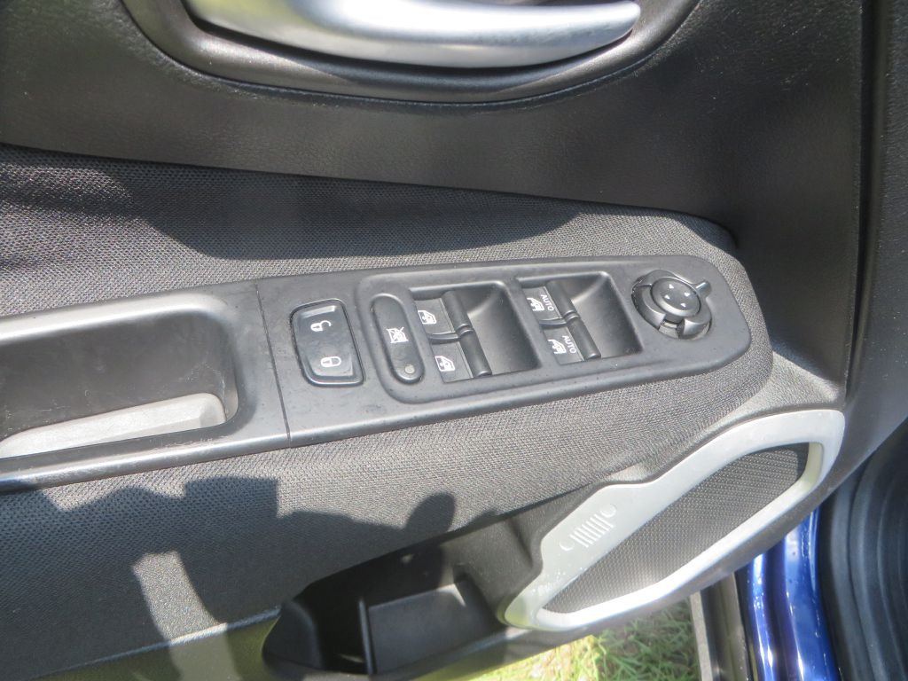 2018 Jeep Renegade Image 12