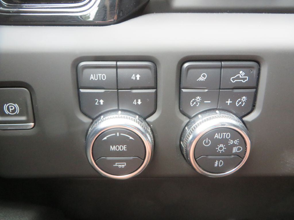 2024 GMC Sierra Image 18